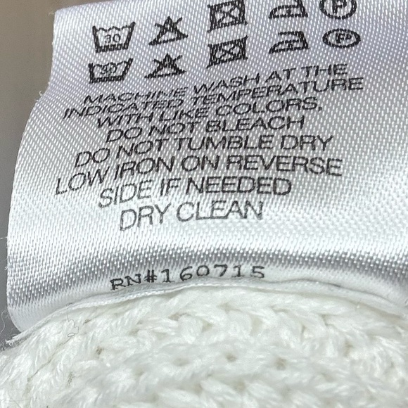 SER.O.YA Cropped Sweater in White - Picture 11 of 12